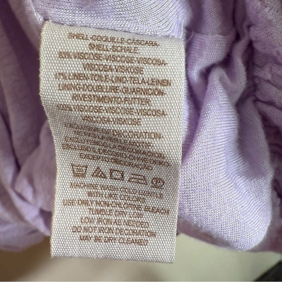 Free People Begonia Embroidered Smocked linen blend Blouse size Medium - Picture 8 of 9